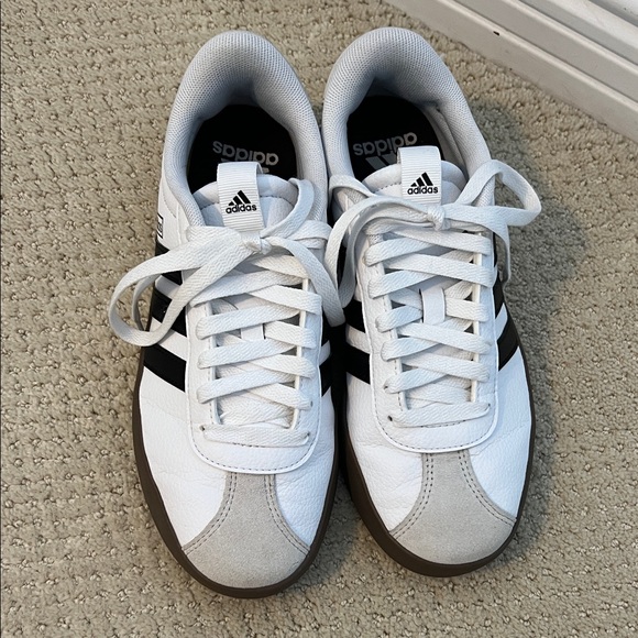 Adidas Women’s White and Black Sneakers with Brown Sole - Picture 1 of 5